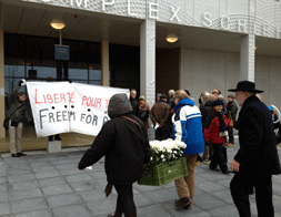 Wake voor de Schiphol-gevangenis